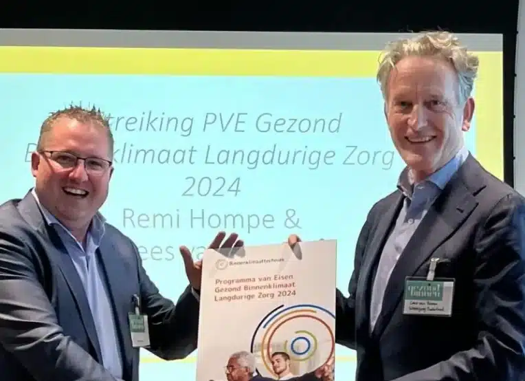 Overhandiging eerste exemplaar PvE langdurige zorg